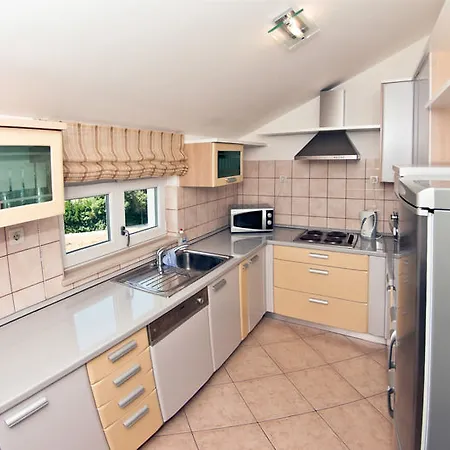 Apartman Molina Mlini